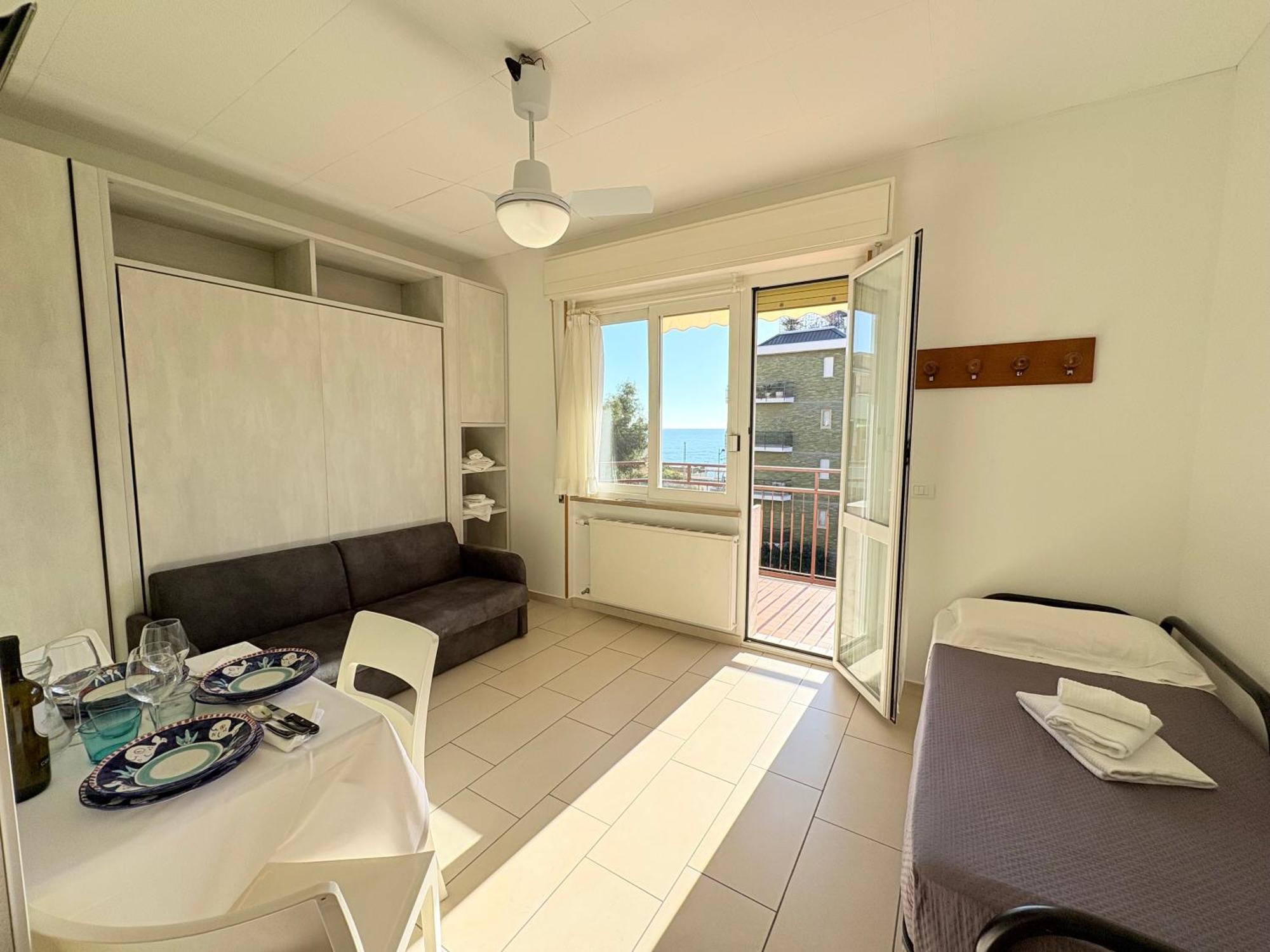 Ligure Residence Pietra Ligure Buitenkant foto
