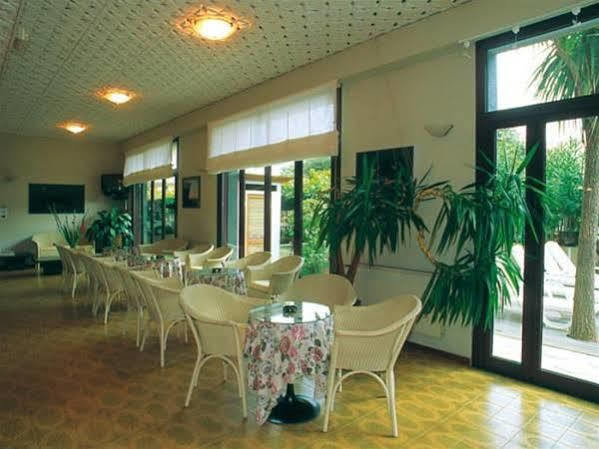 Ligure Residence Pietra Ligure Buitenkant foto